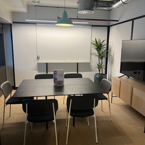Photo of an office at 207 Old Street EC1V 9NR