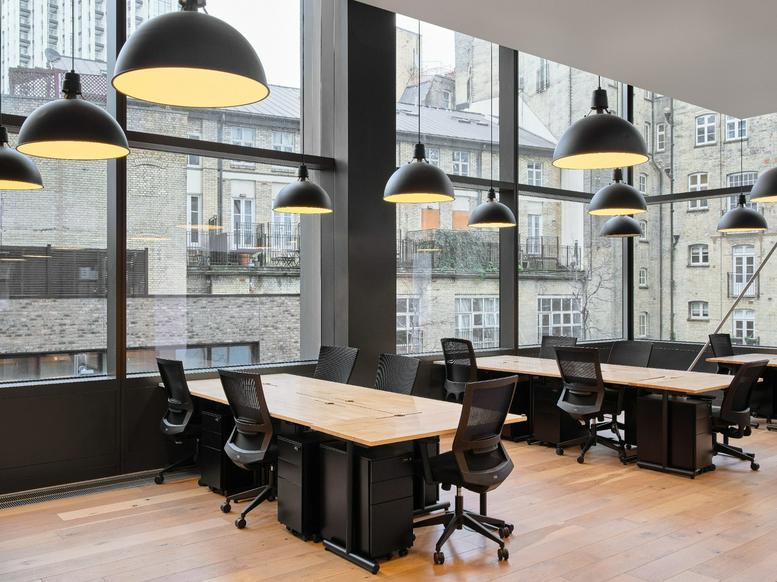 Photo of an office at 207 Old Street EC1V 9NR