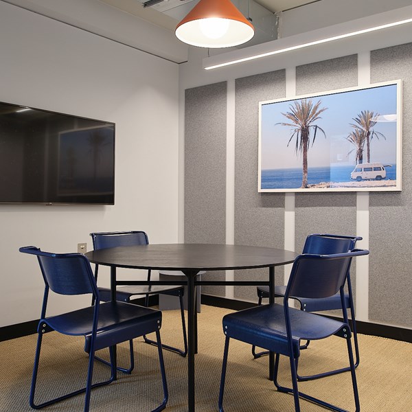 Image of the workspace at 207 Old Street EC1V 9NR