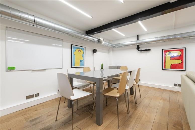 Image of the workspace at 208 Brick Lane E1 6SA