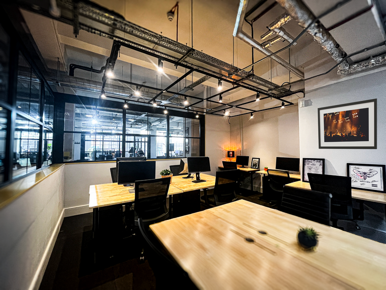 Photo of Office Space on 20 Commercial Street - Aldgate East