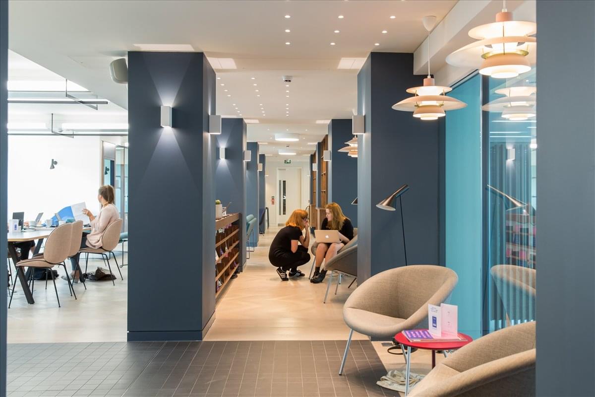 Photo of the workspace available at 20 Eastbourne Terrace, West London W2 6LG