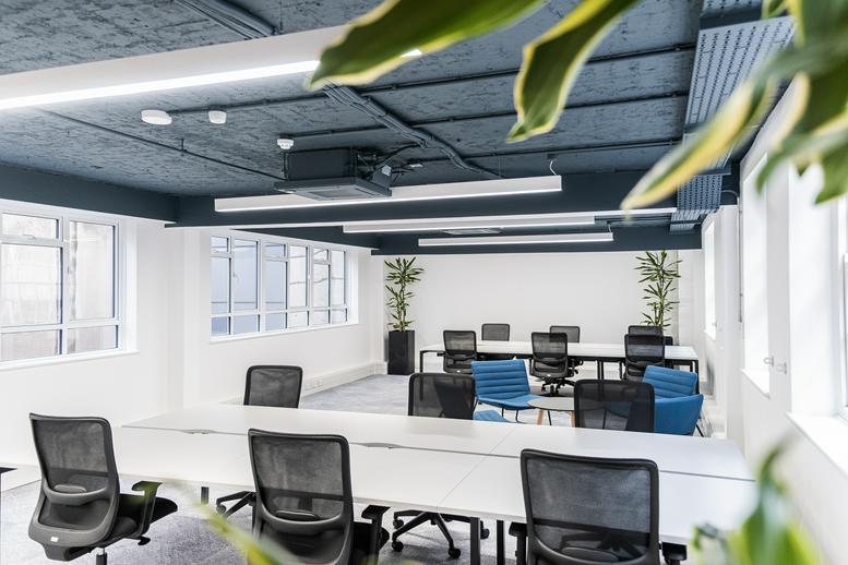Photo of an office at 20 Ironmonger Lane EC2V 8EP