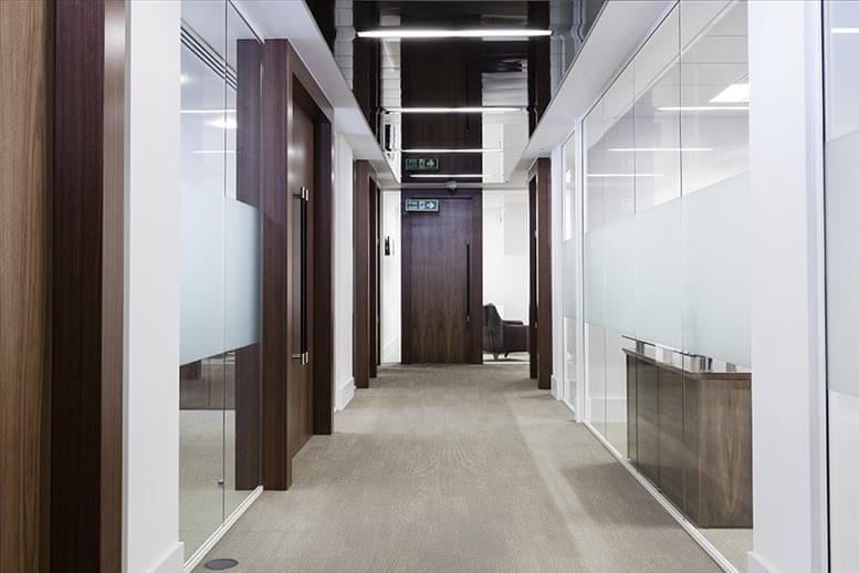 Photo of an office at 20 Little Britain EC1A 7DH
