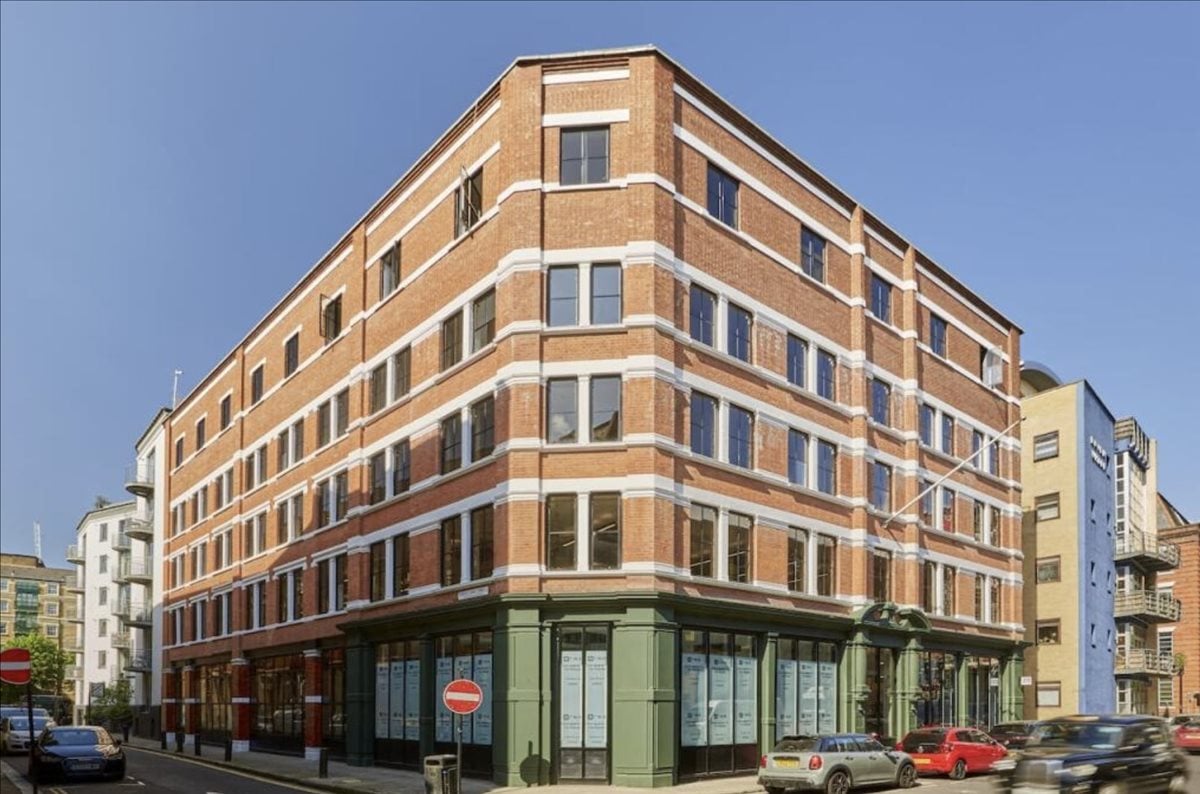 Photo of an office at 20 Queen Elizabeth Street, Goat Yard SE1 2RJ