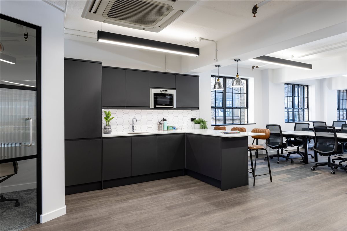 Image of the workspace at 21-22 Great Sutton Street EC1V 0DY