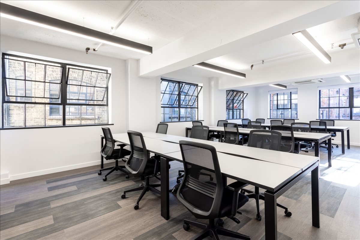 Image of an office at 21-22 Great Sutton Street EC1V 0DY