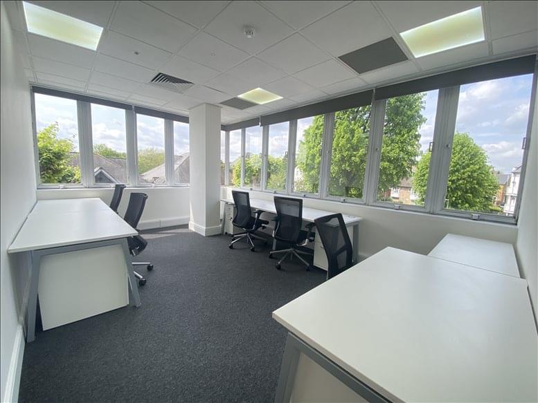 Facilities furnishings & layout of the office for rent at 21-25 North Street, Imperial House BR1 1SD