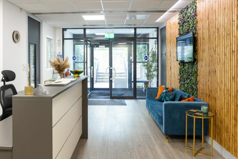 Facilities furnishings & layout of the office for rent at 21 - 23 Elmfield Rd BR1 1LT