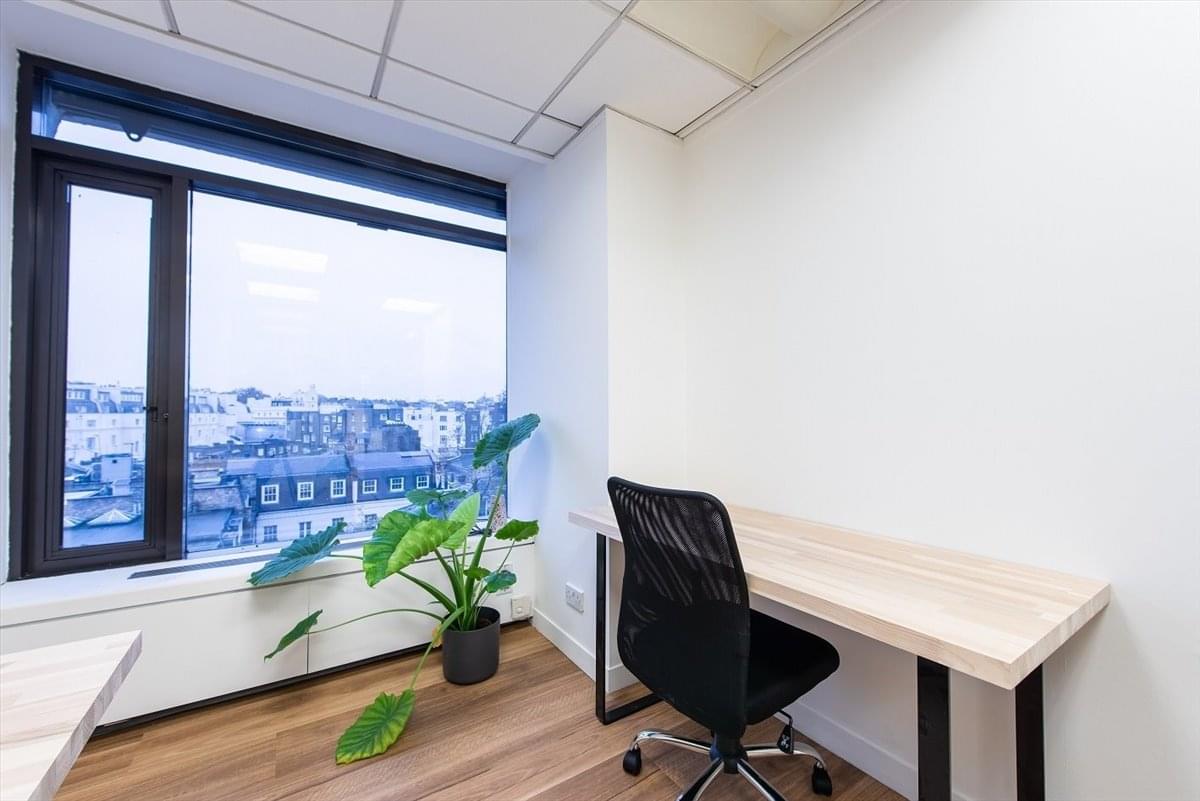 Photo of the workspace available at 21 Knightsbridge, Central London SW1X 7LY