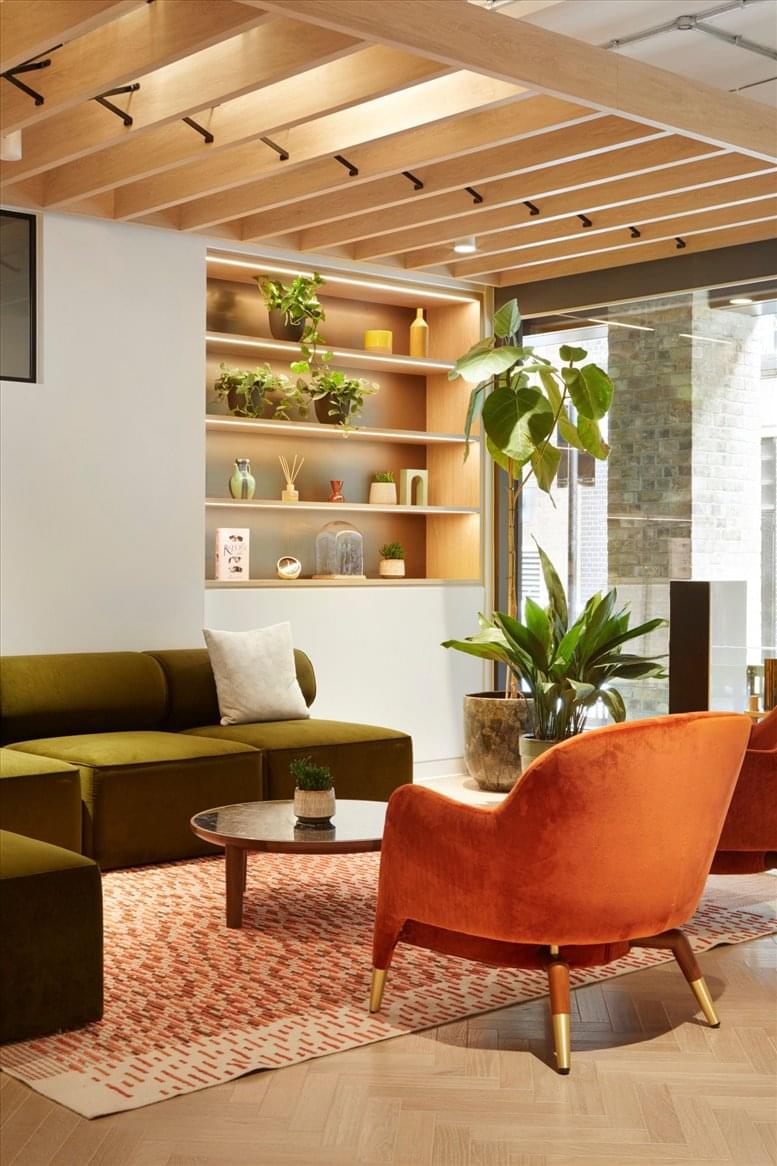 Facilities furnishings & layout of the office for rent at 22 Berners Street, Fitzrovia W1T 3LP