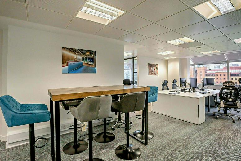 Image of an office at 22 City Road EC1Y 2AJ