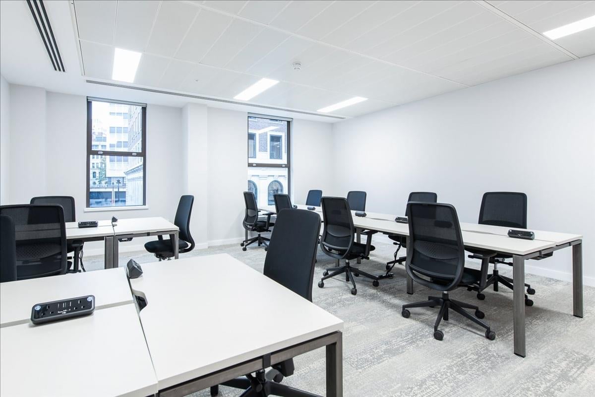 Photo of an office at 24-28 Bloomsbury Way WC1A 2SN