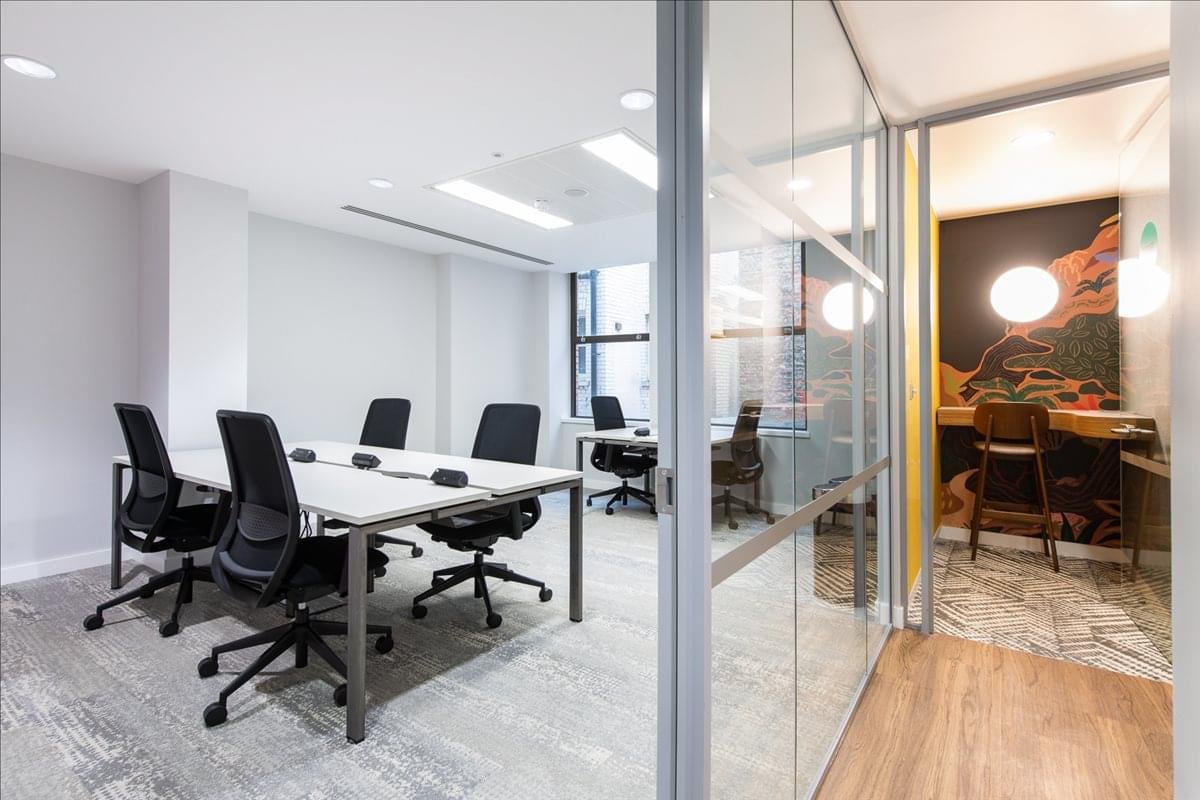 Image of the workspace at 24-28 Bloomsbury Way WC1A 2SN