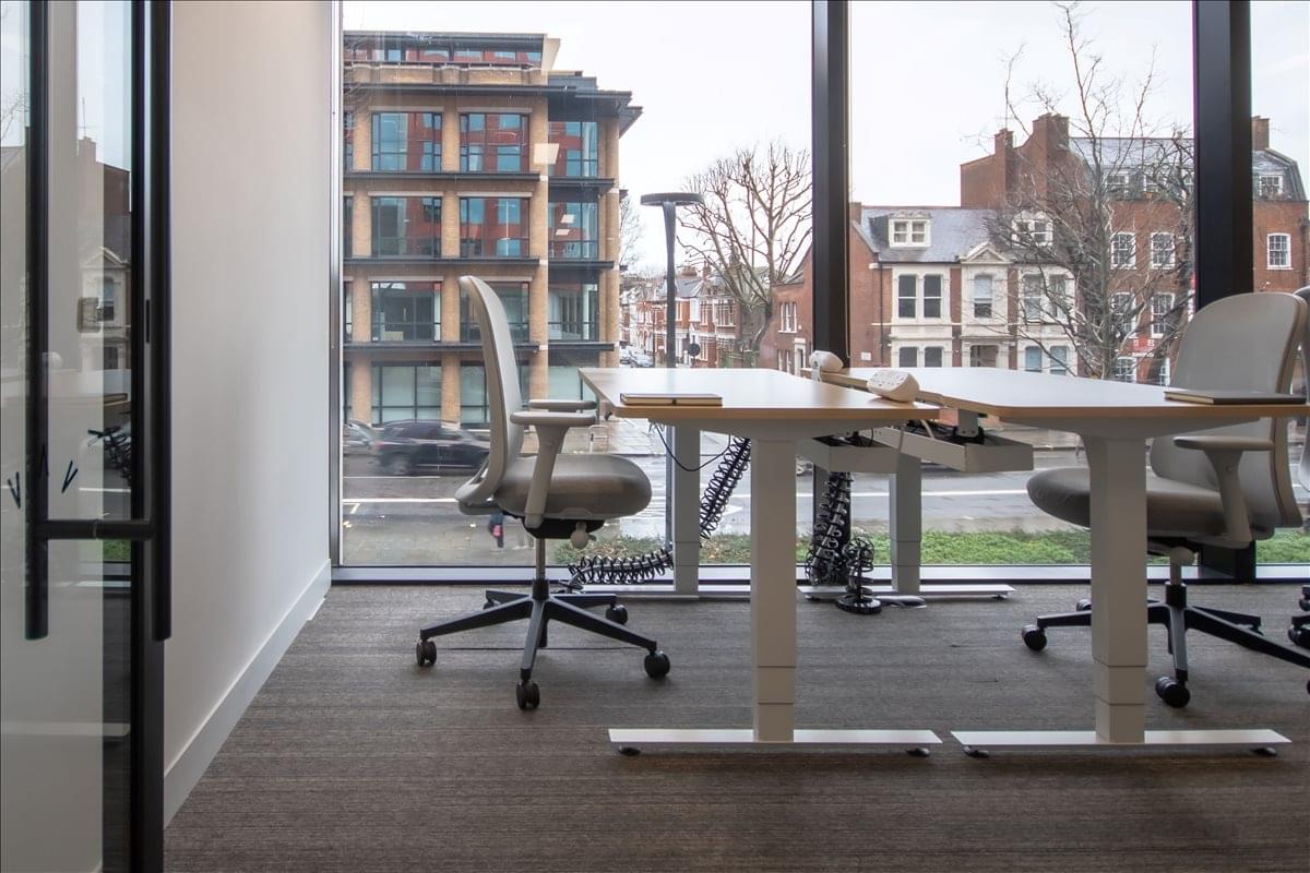 Photo of an office at 245 Hammersmith Road, Floor 1st & 2nd W6 8PW