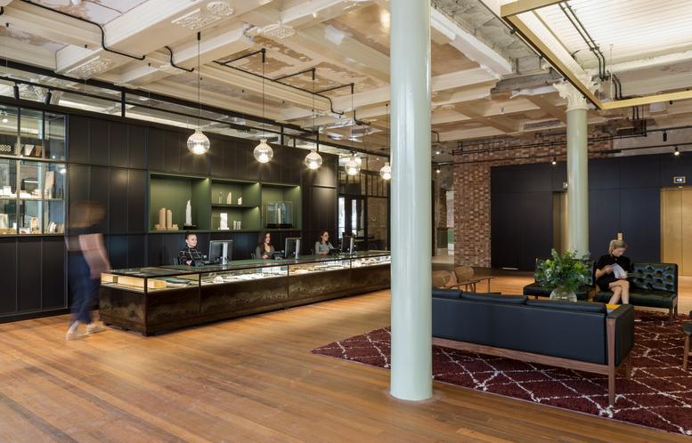 Image of the workspace at 248, Ferndale Road SW9 8FR