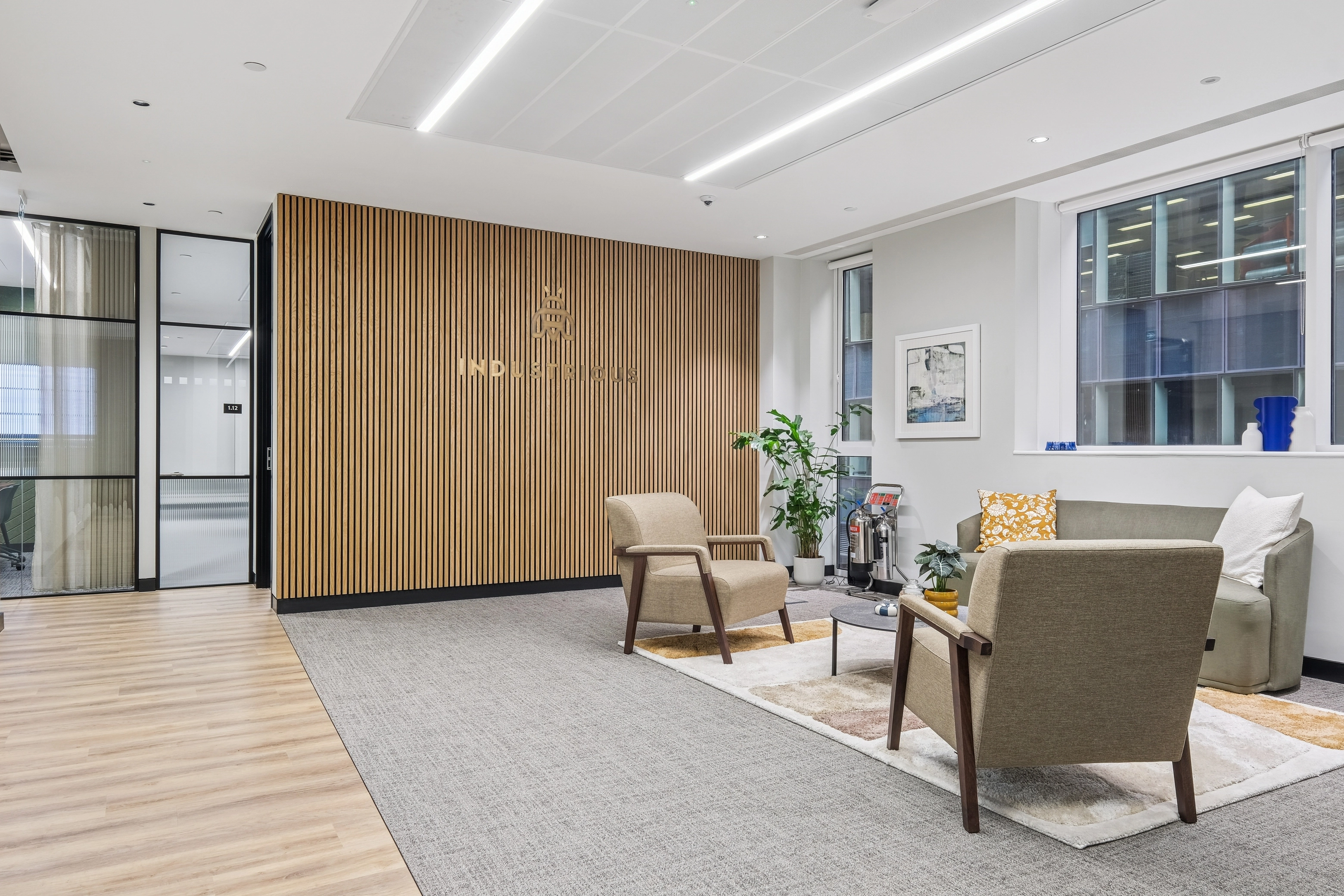 Photo of an office at 24 Chiswell Street EC1Y 4TY