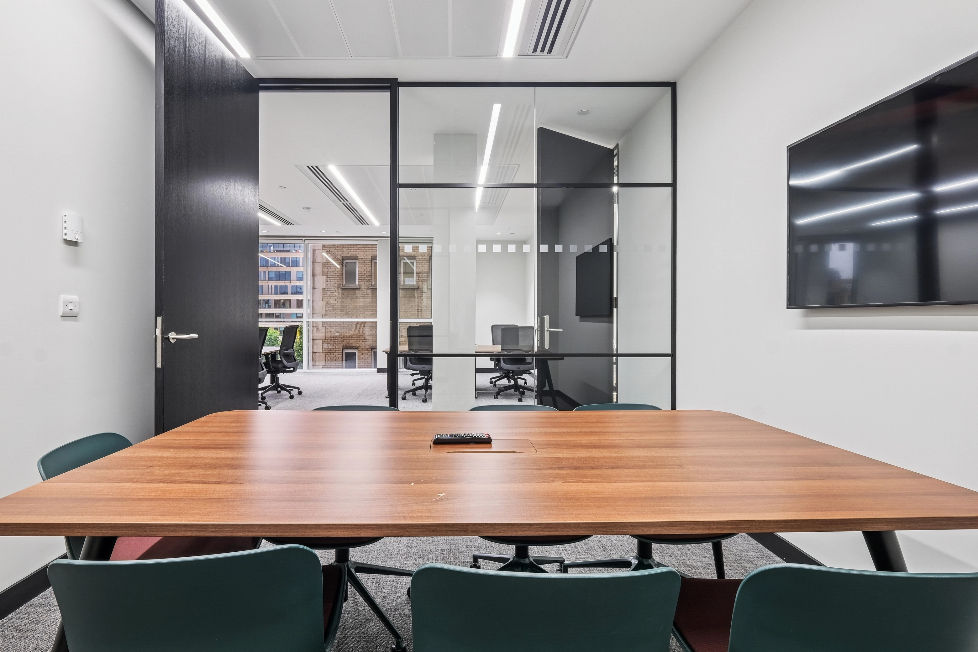 Photo of the workspace available at 24 Chiswell Street EC1Y 4TY