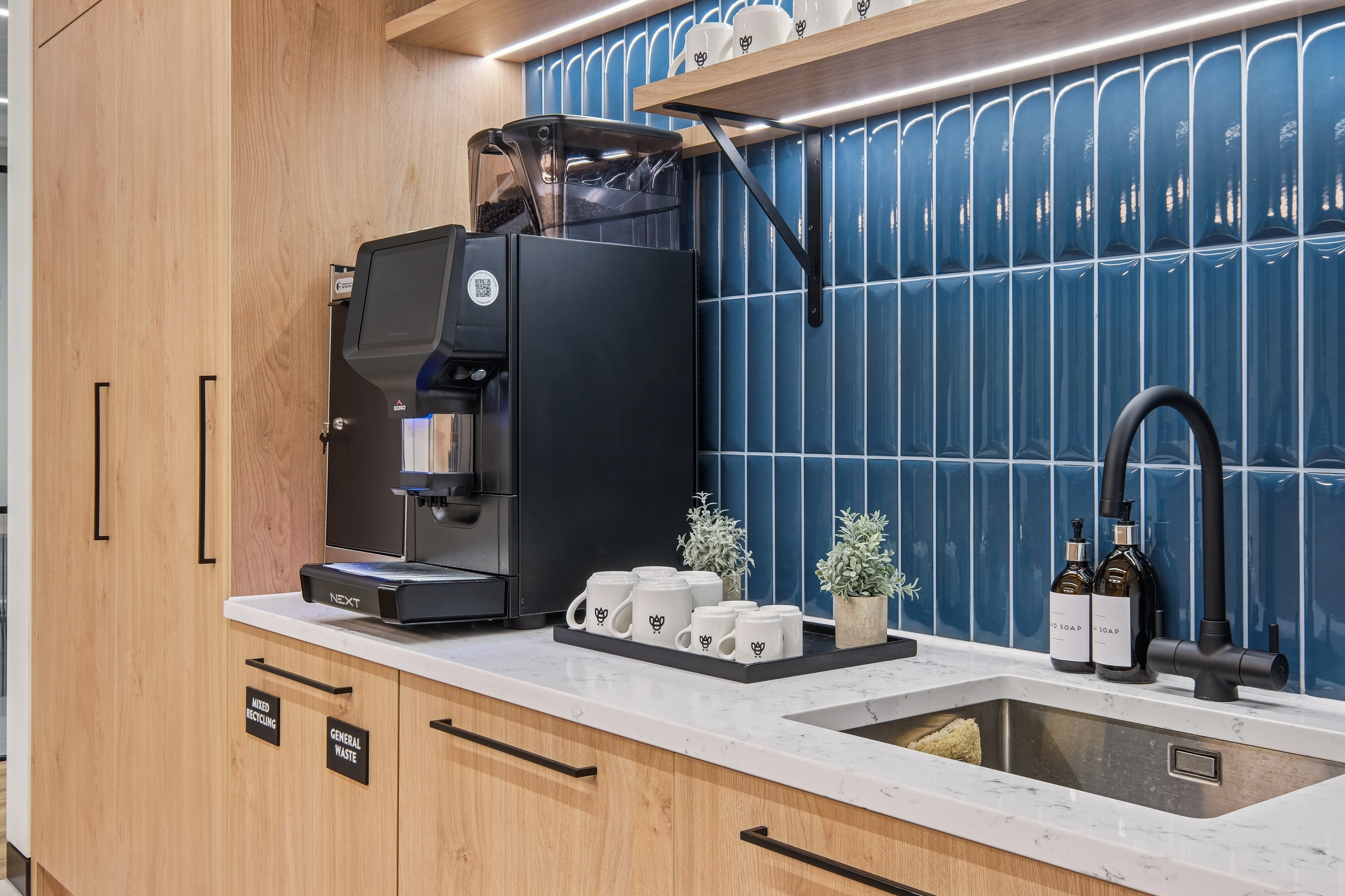 Image of an office at 24 Chiswell Street EC1Y 4TY