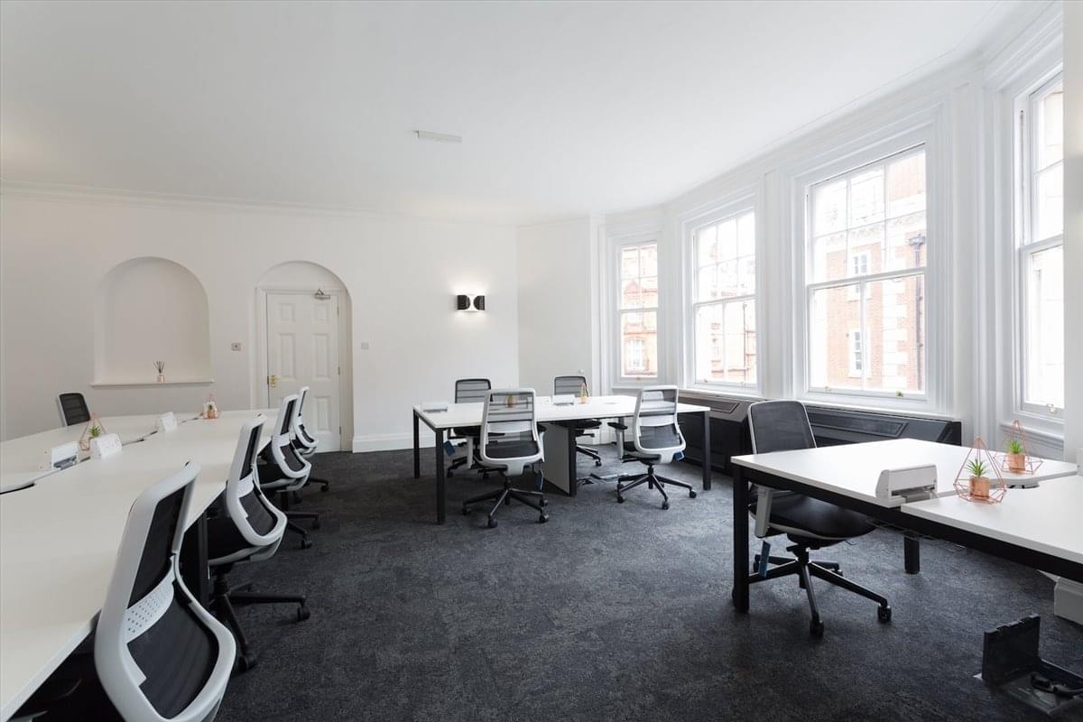 Image of the workspace at 25 Green Street, Mayfair W1K 7AX