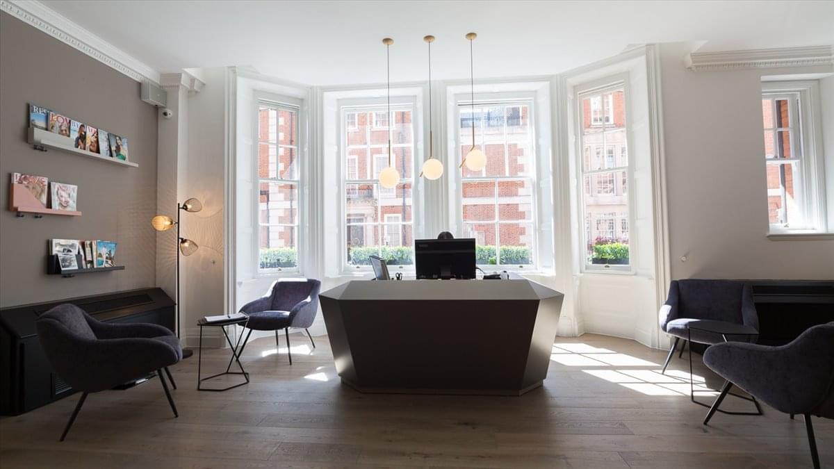 Photo of the workspace available at 25 Green Street, Mayfair W1K 7AX