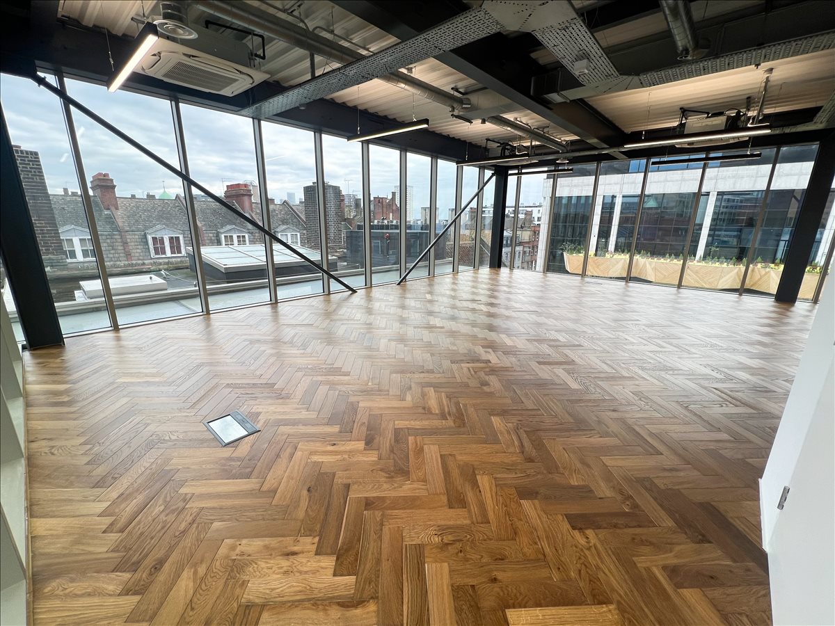 Photo of an office at 25 Settles Street E1 1JP