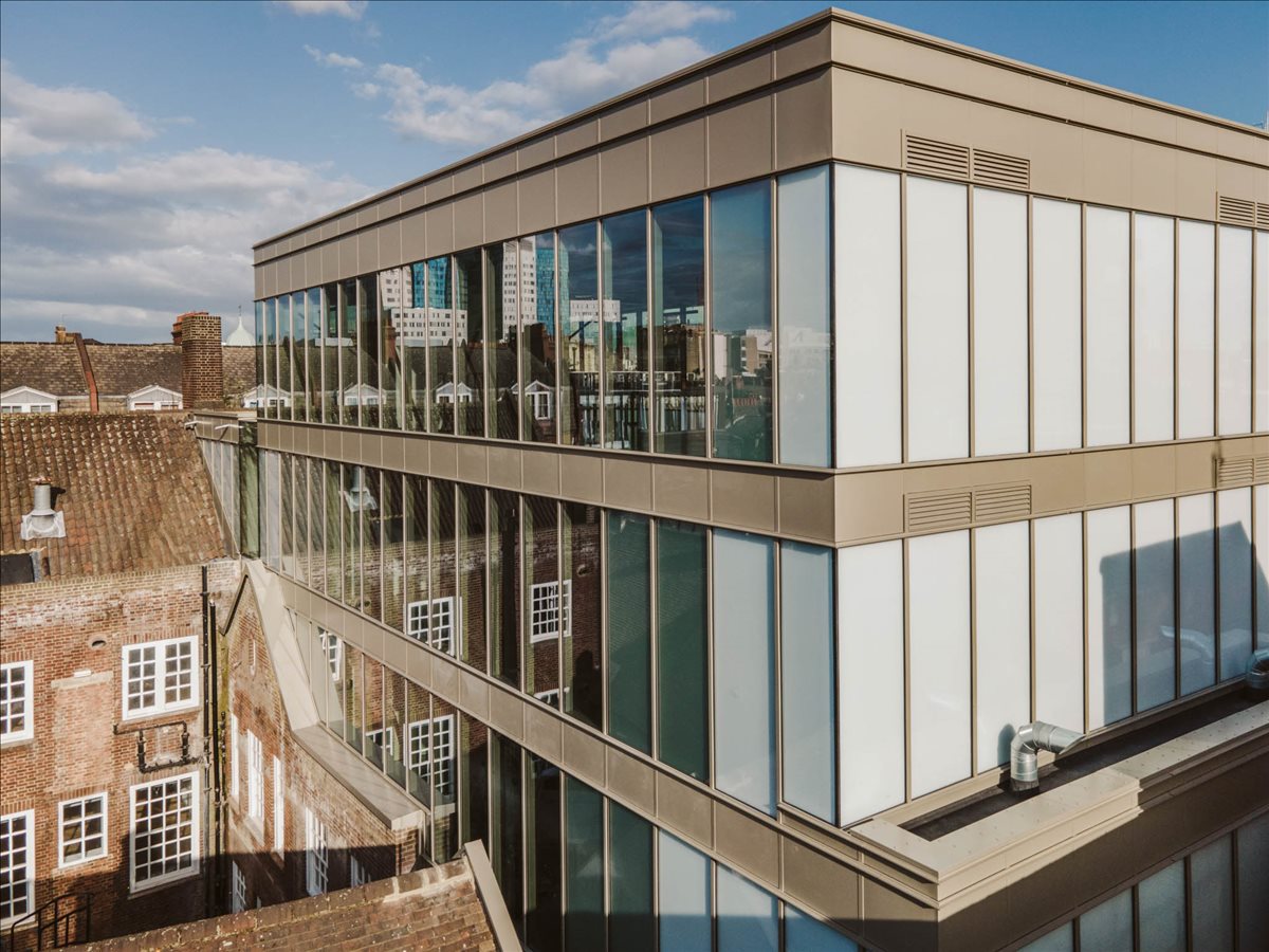 Photo of an office at 25 Settles Street E1 1JP