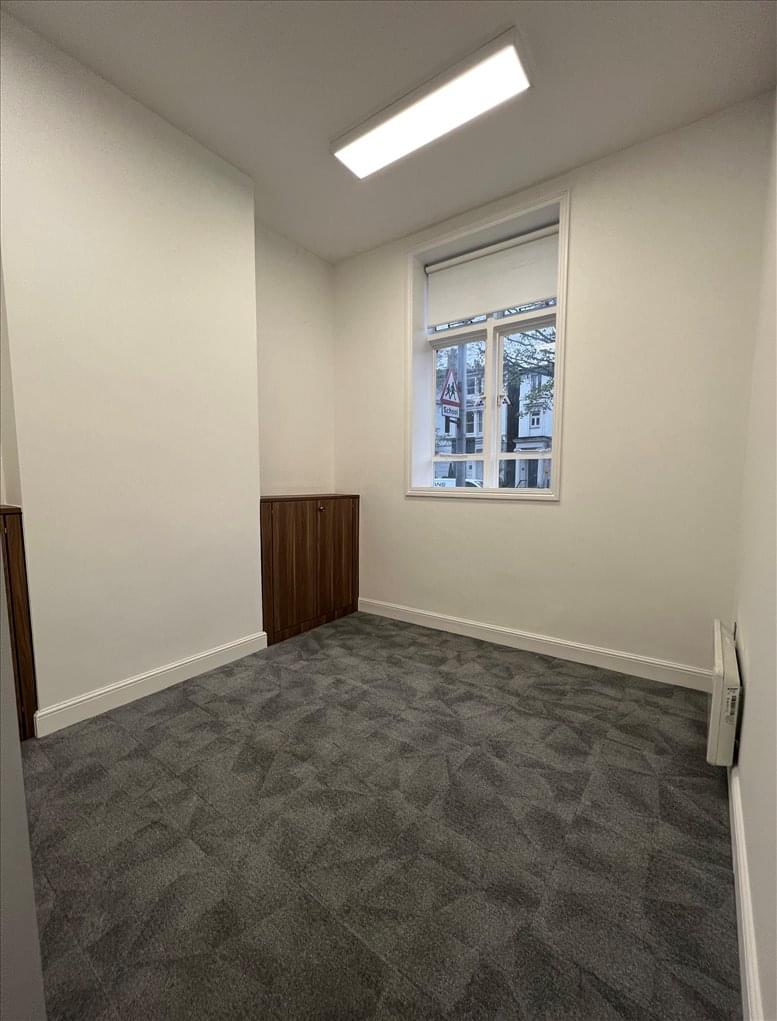 Photo of an office at 262a Fulham Road, Chelsea Chambers SW10 9EL