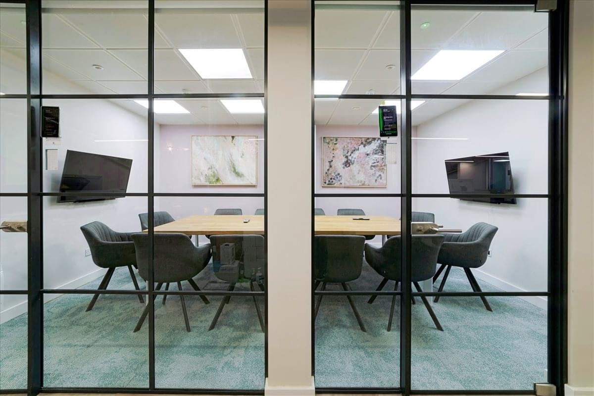 Photo of the workspace available at 265-269 Wimbledon Park Road SW19 6NW