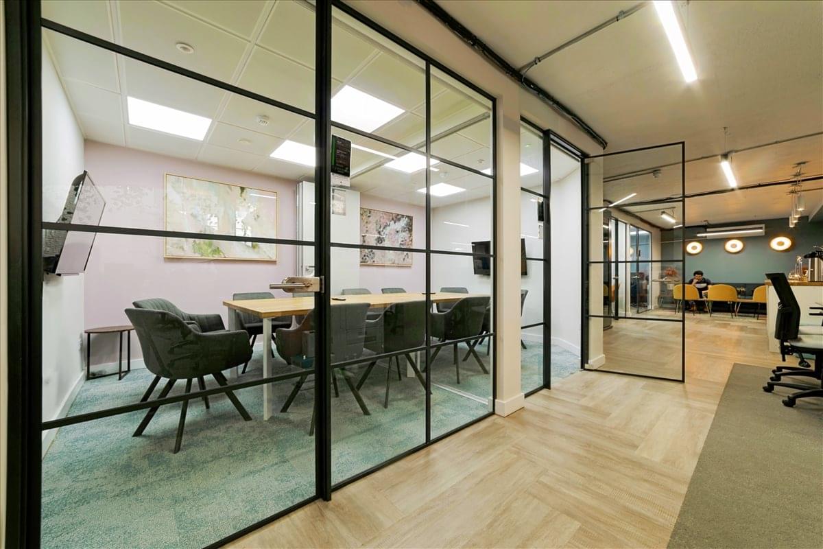 Image of an office at 265-269 Wimbledon Park Road SW19 6NW