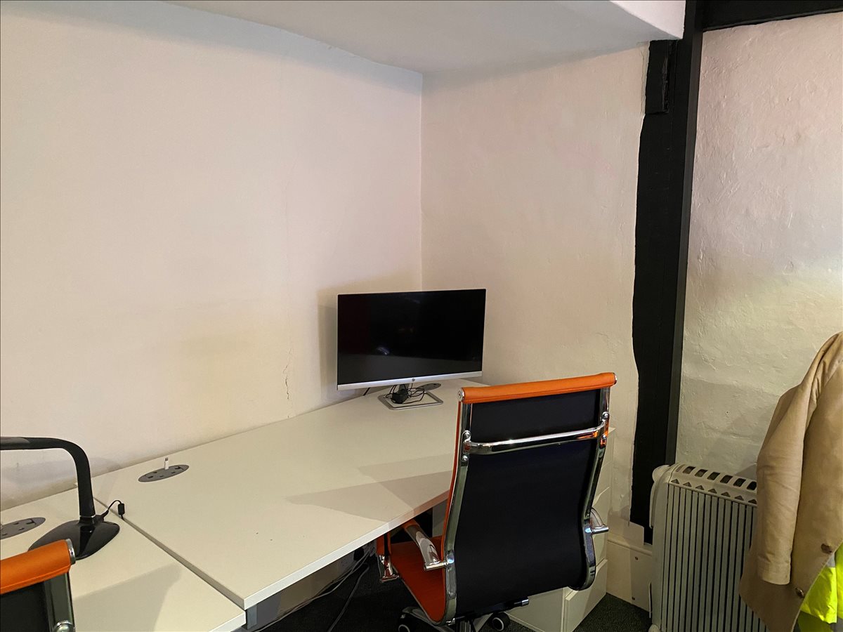 Photo of the office space available at 26c George Street, First Floor AL3 4ES