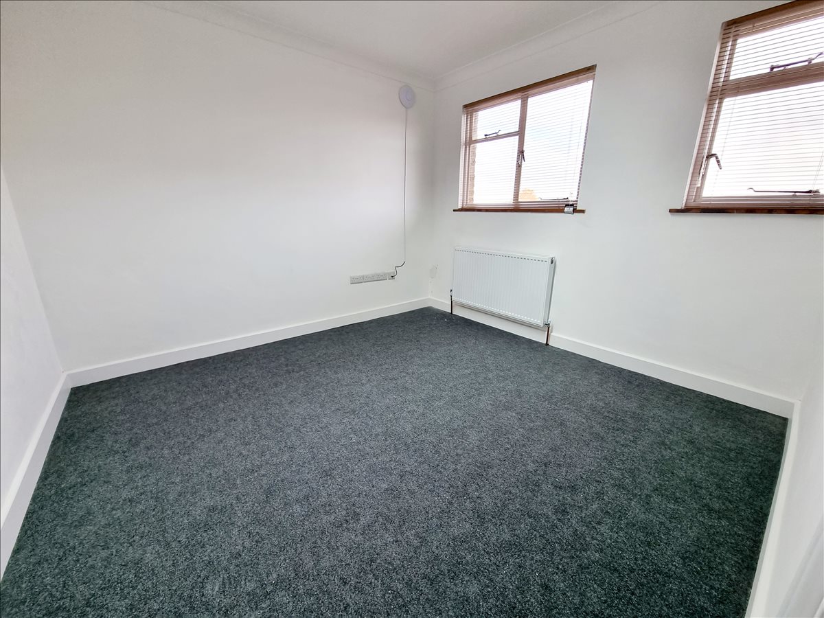 Image of the workspace at 27-28 Windmill Street, Paro Business Centre DA12 1AX