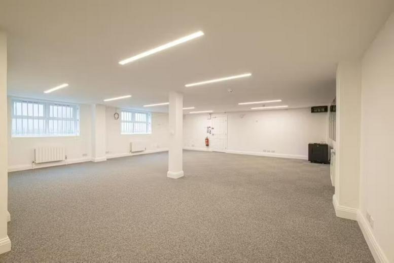 Photo of an office at 27-29, Vauxhall Grove SW8 1SY
