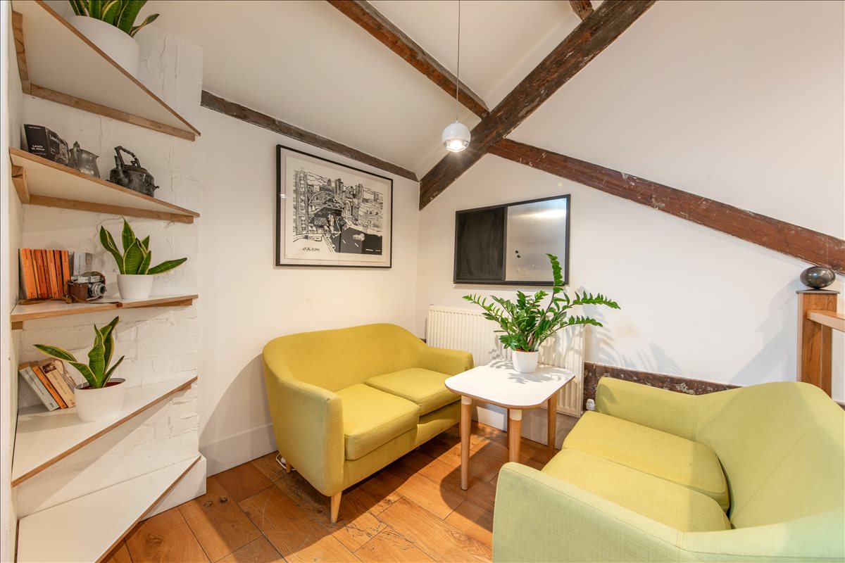 Photo of an office at 27 Corsham St, Hoxton N1 6DR