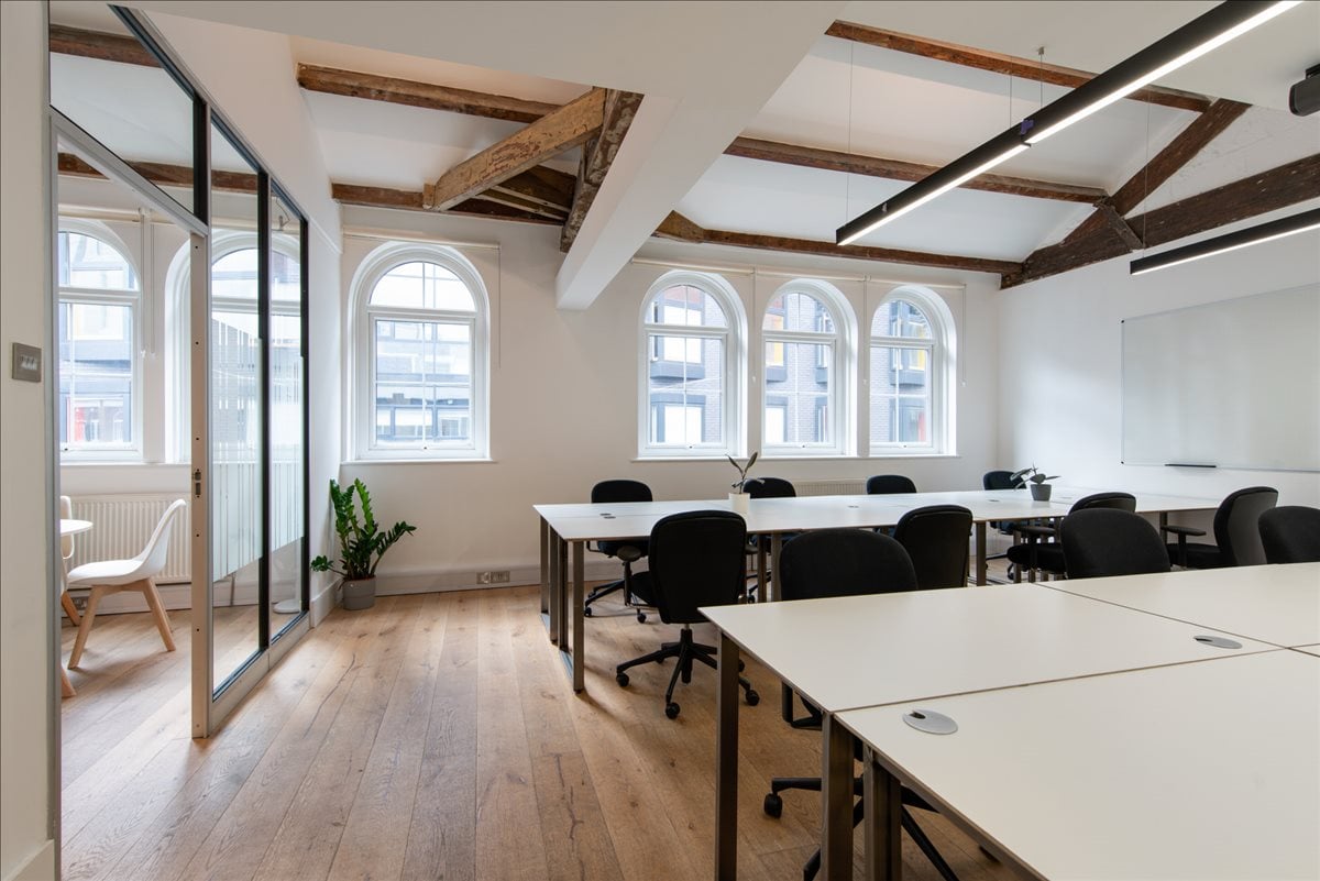 Image of the workspace at 27 Corsham St, Hoxton N1 6DR