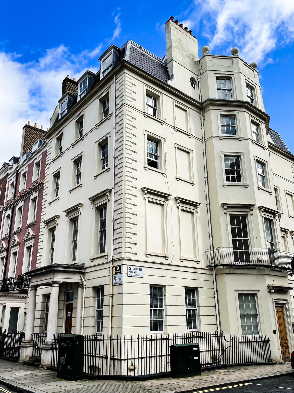 Photo of an office at 27 Hill Street W1J 5LP