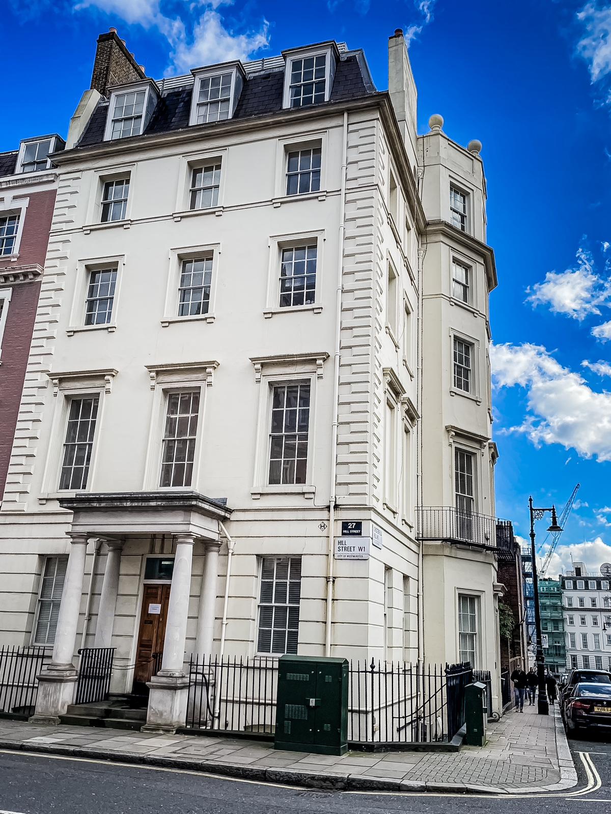 Photo of an office at 27 Hill Street W1J 5LP