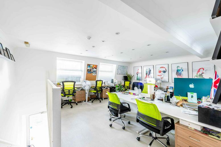Image of the workspace at 28 Hanbury Street E1 6QR