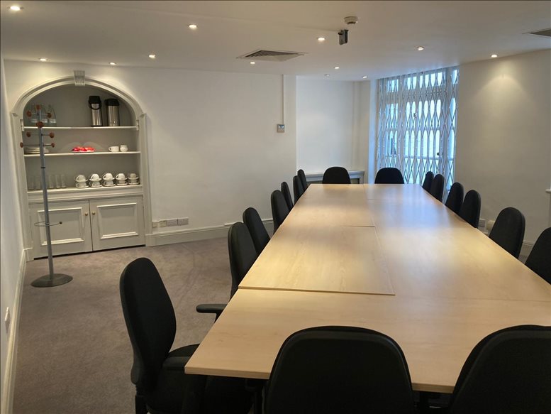 Facilities furnishings & layout of the office for rent at 2 Catherine Place SW1E 6HF