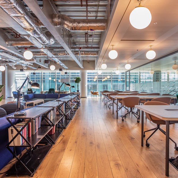 Photo of an office at 2 Leman Street E1 8FA