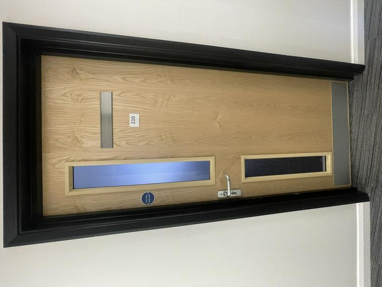 Photo of an office at 2a Charing Cross Road WC2H 0HF