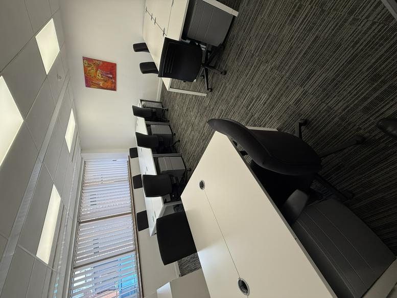 Image of an office at 2a Charing Cross Road WC2H 0HF