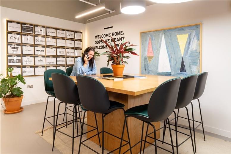 Image of the workspace at 30 Moorgate, Central London EC2R 6DA