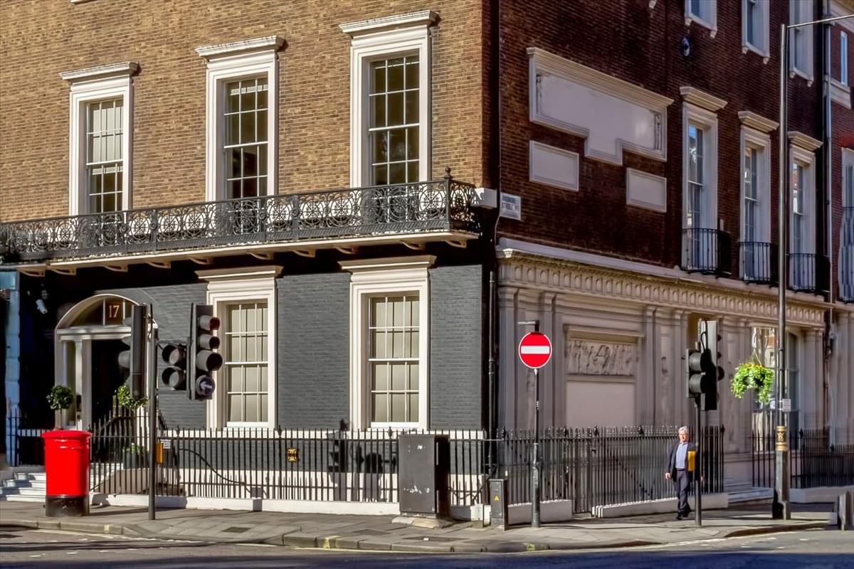 Photo of Office Space on Bessborough House, 17 Cavendish Square, Marylebone  - Cavendish Square