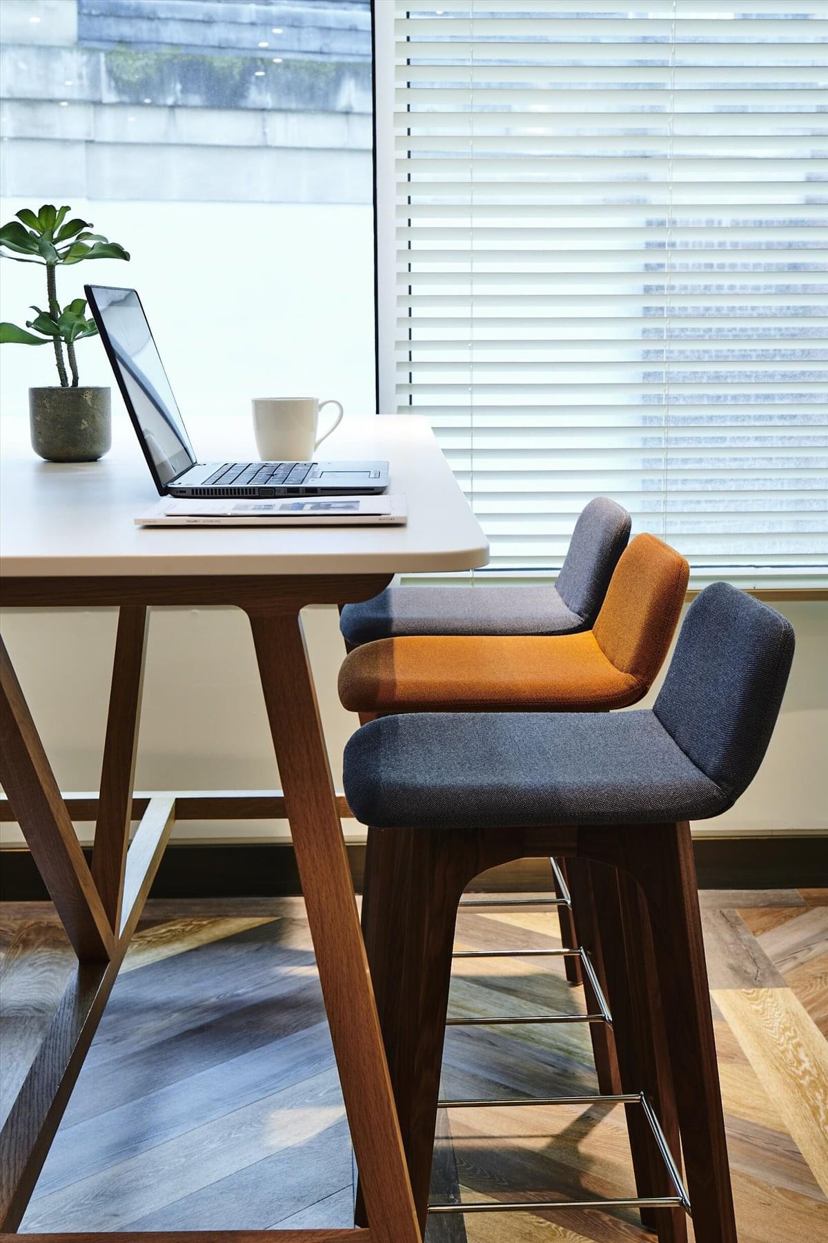 Image of the workspace at 322 High Holborn WC1V 7PB