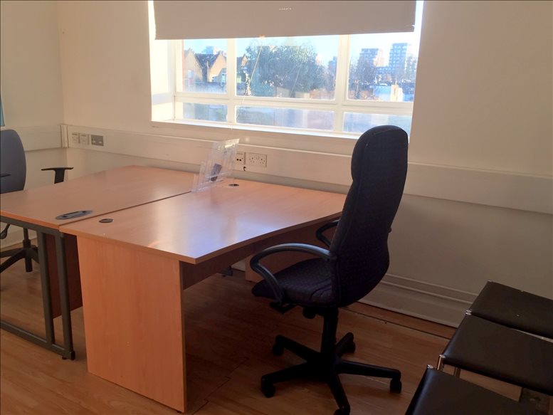 Photo of an office at 329-339 Putney Bridge Road SW15 2PG