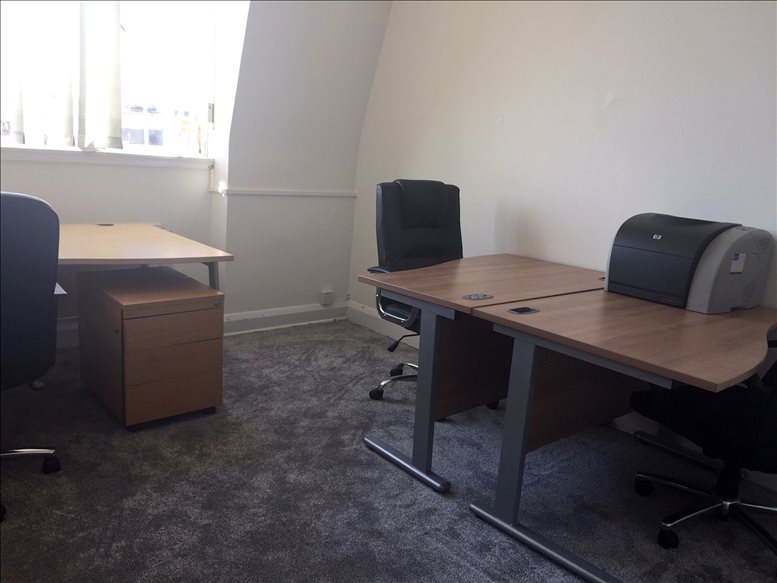Photo of an office at 329-339 Putney Bridge Road SW15 2PG