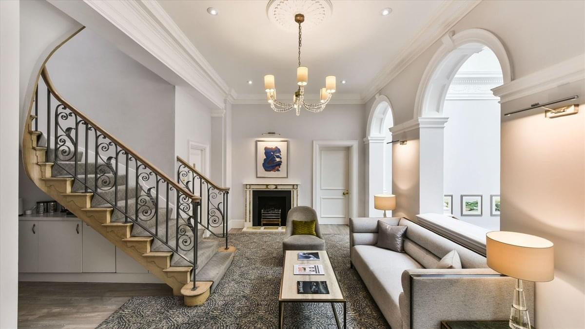 Photo of Office Space on 32 Curzon Street - Mayfair