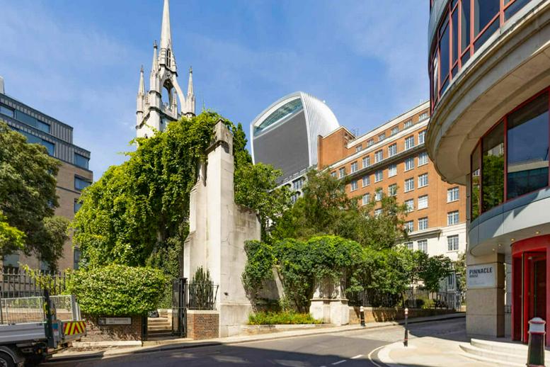Facilities furnishings & layout of the office for rent at 32, Saint Dunstan's Hill, City Of London EC3R 8HN