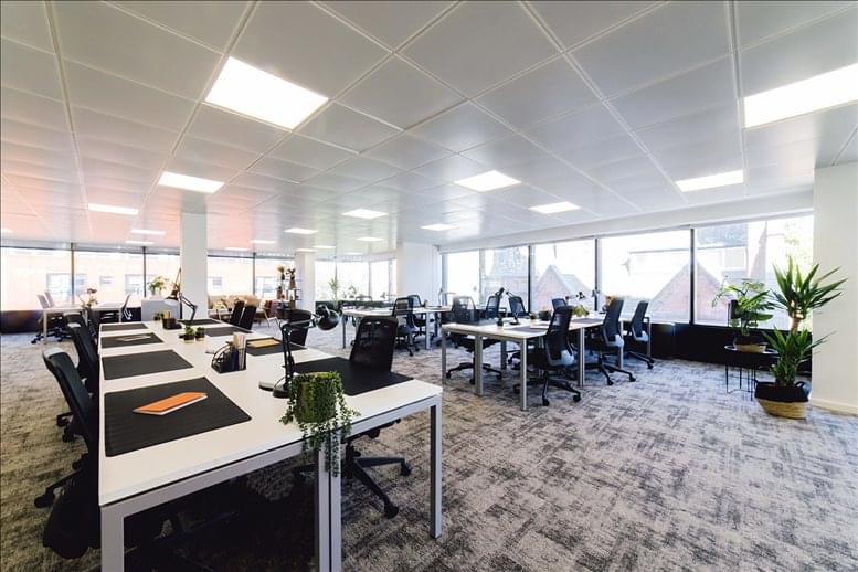 Photo of an office at 330 High Holborn, Holborn Gate WC1V 7QH
